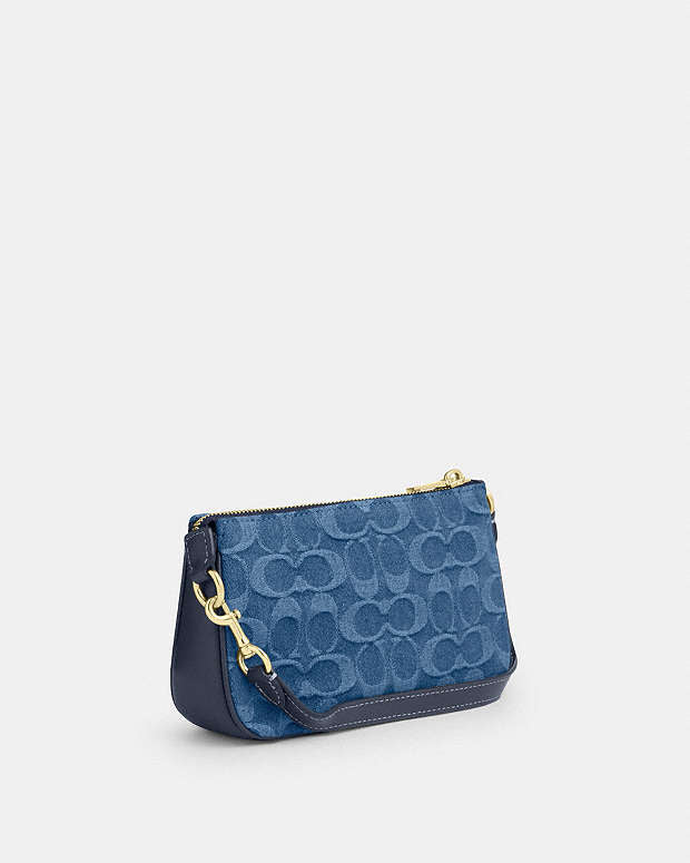 Nolita 19 en Denim Exclusif