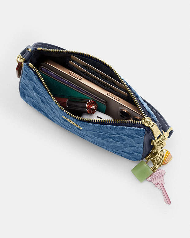 Nolita 19 en Denim Exclusif